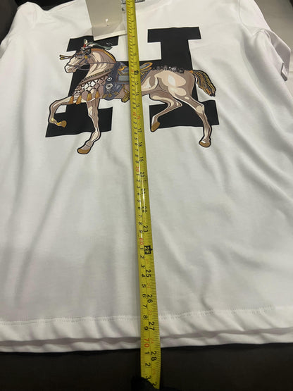 Camiseta branca com estampa de cavalo da Hermès Paris