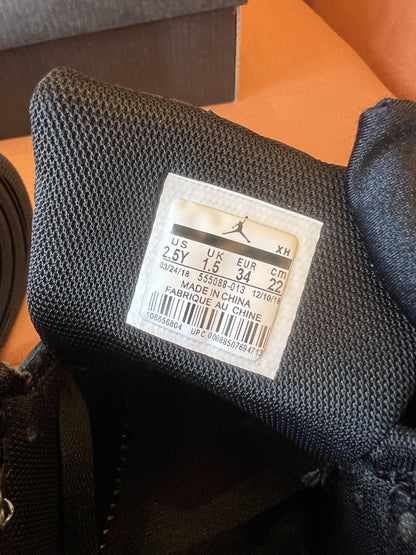 Nike Air Jordan 1 Mid negro/gris