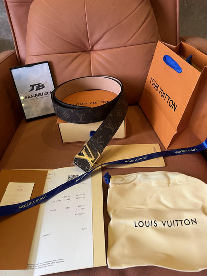 Cinturón de lona Louis Vuitton Damier Graphite con hebilla plateada con iniciales LV