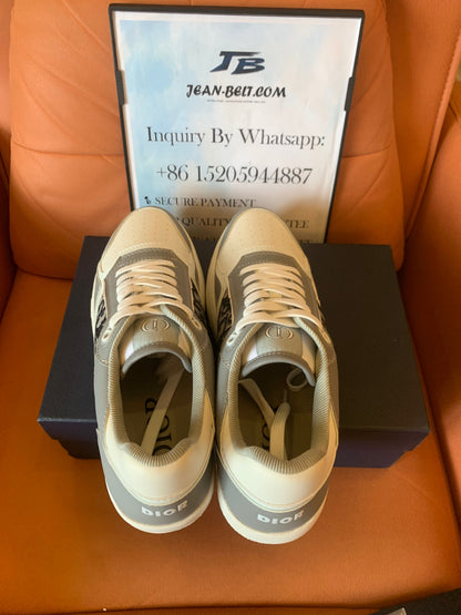 Dior B27 bajo blanco gris