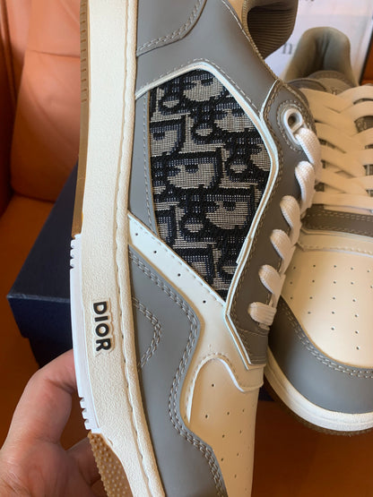 Dior B27 bajo blanco gris