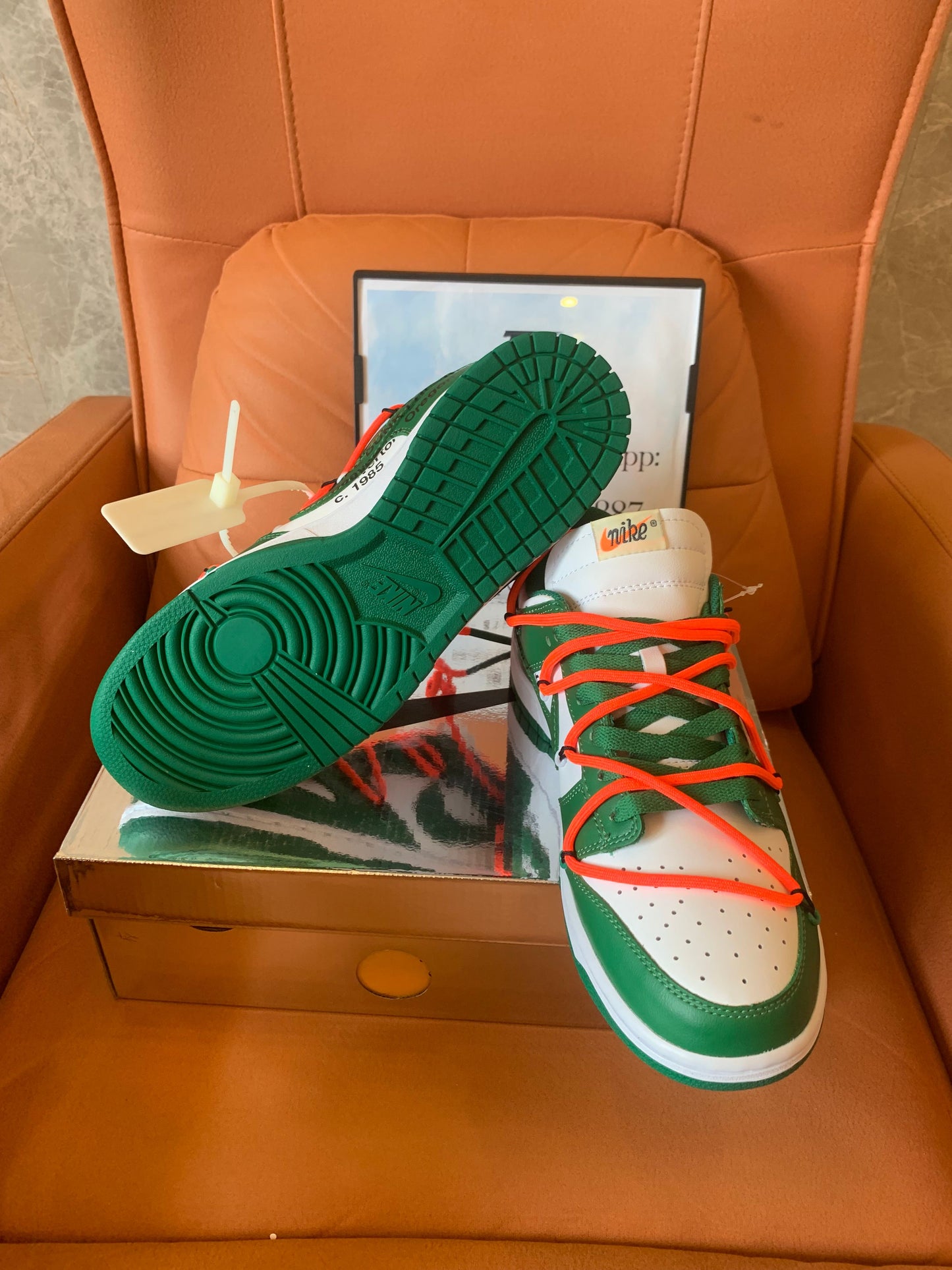 Nike Dunk Low x OFF-WHITE pine gree