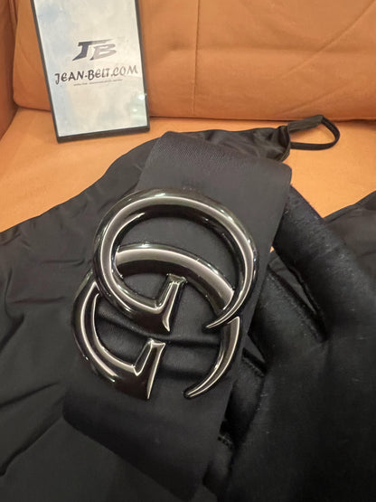 Traje de baño de una pieza negro Gucci con cinturón GG