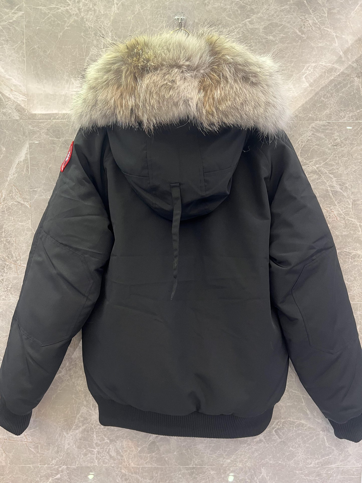 Chaqueta bomber de Canada Goose con ribete de piel