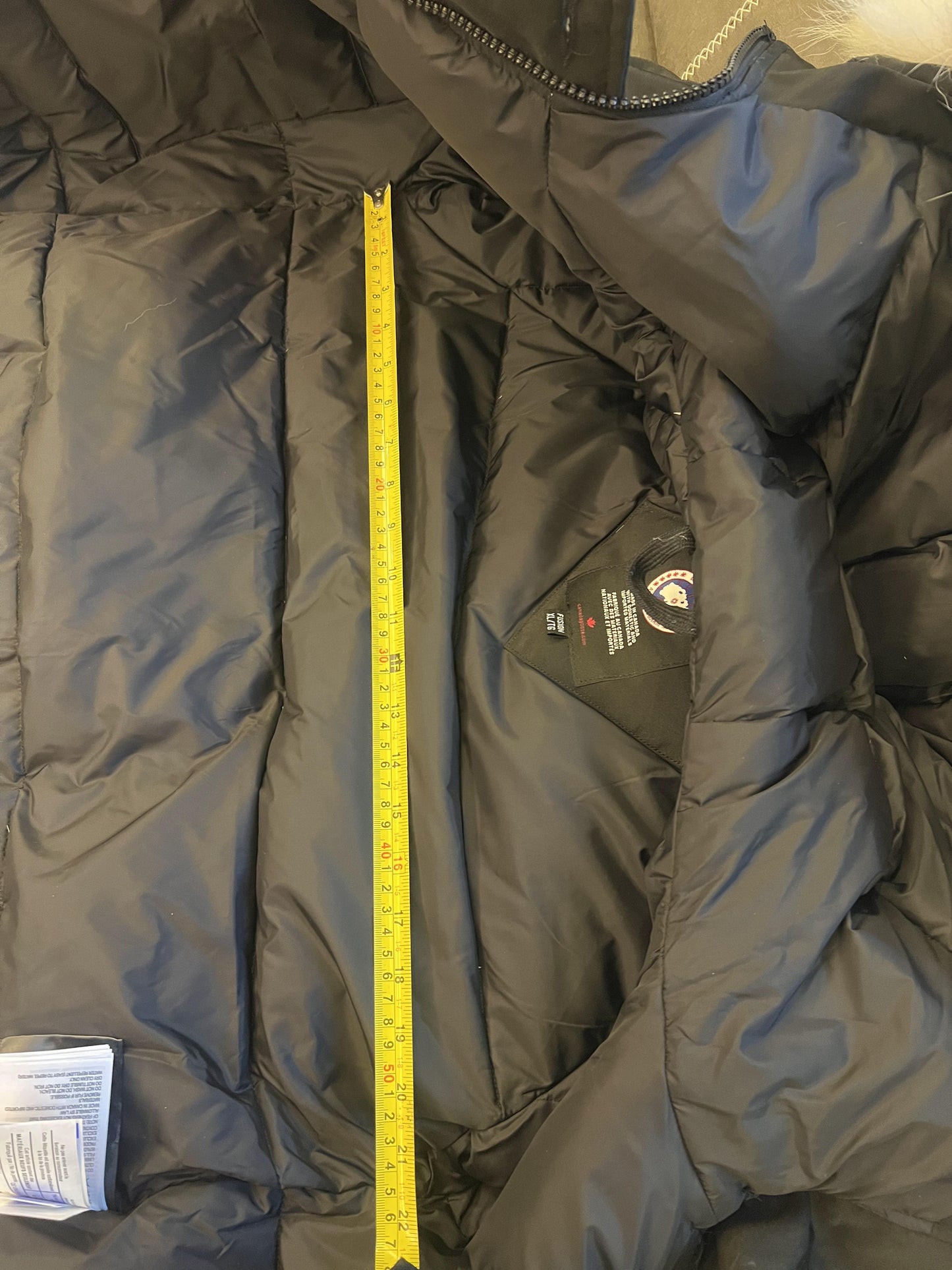 Chaqueta bomber de Canada Goose con ribete de piel