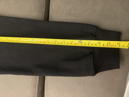 Conjunto de sudadera y joggers negros de Balmain Paris: ropa de estar por casa de lujo