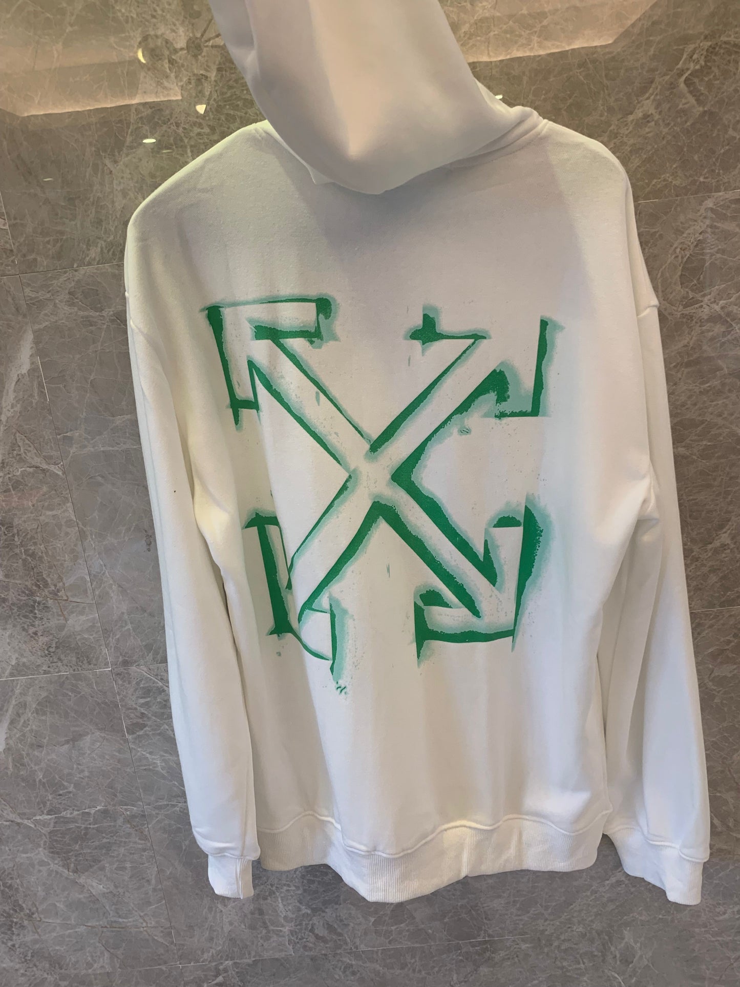 Off-White green arrow spray paint hoodie - white