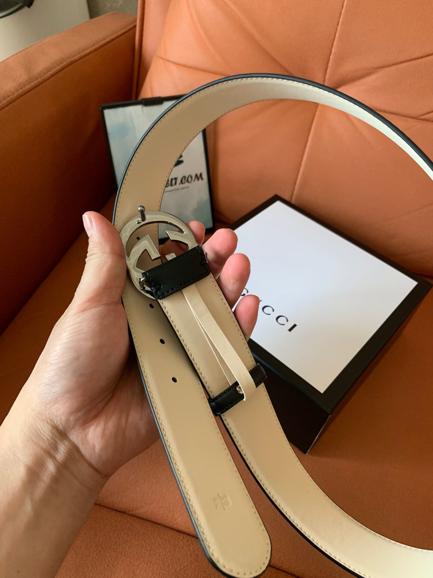 Cinto Gucci GG Supreme de lona e couro marrom com fivela dourada