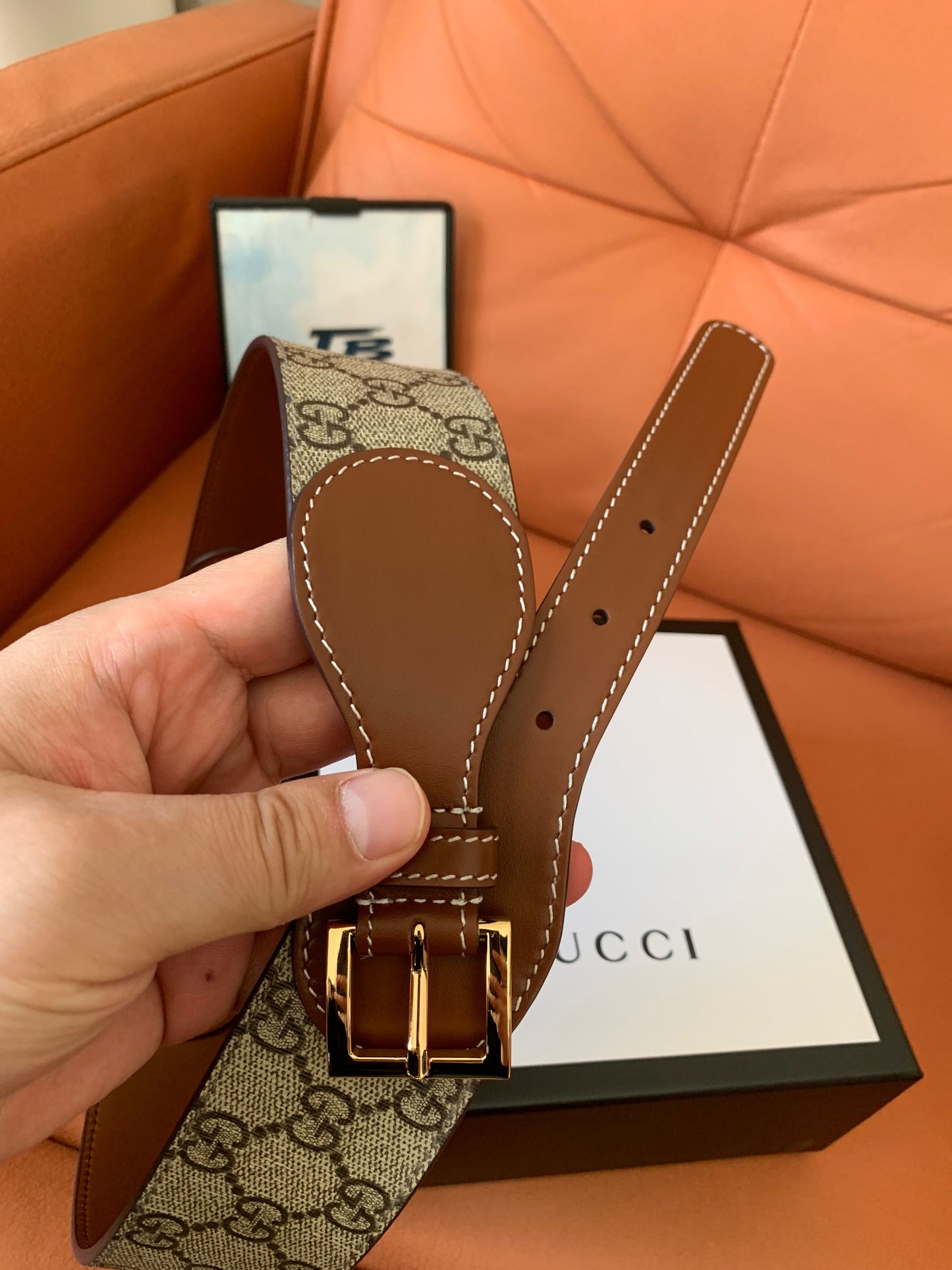 Cinto Gucci GG Supreme de lona e couro marrom com fivela dourada