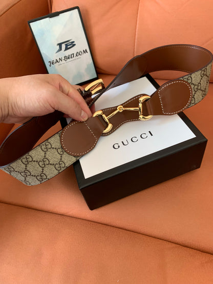 Cinto Gucci GG Supreme de lona e couro marrom com fivela dourada
