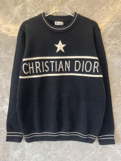 Suéter de punto negro de Christian Dior con detalle de estrella