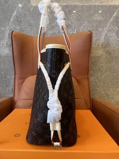 Bolso Louis Vuitton Neverfull de piel auténtica