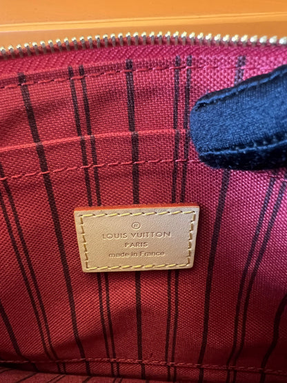 Bolso Louis Vuitton Neverfull de piel auténtica