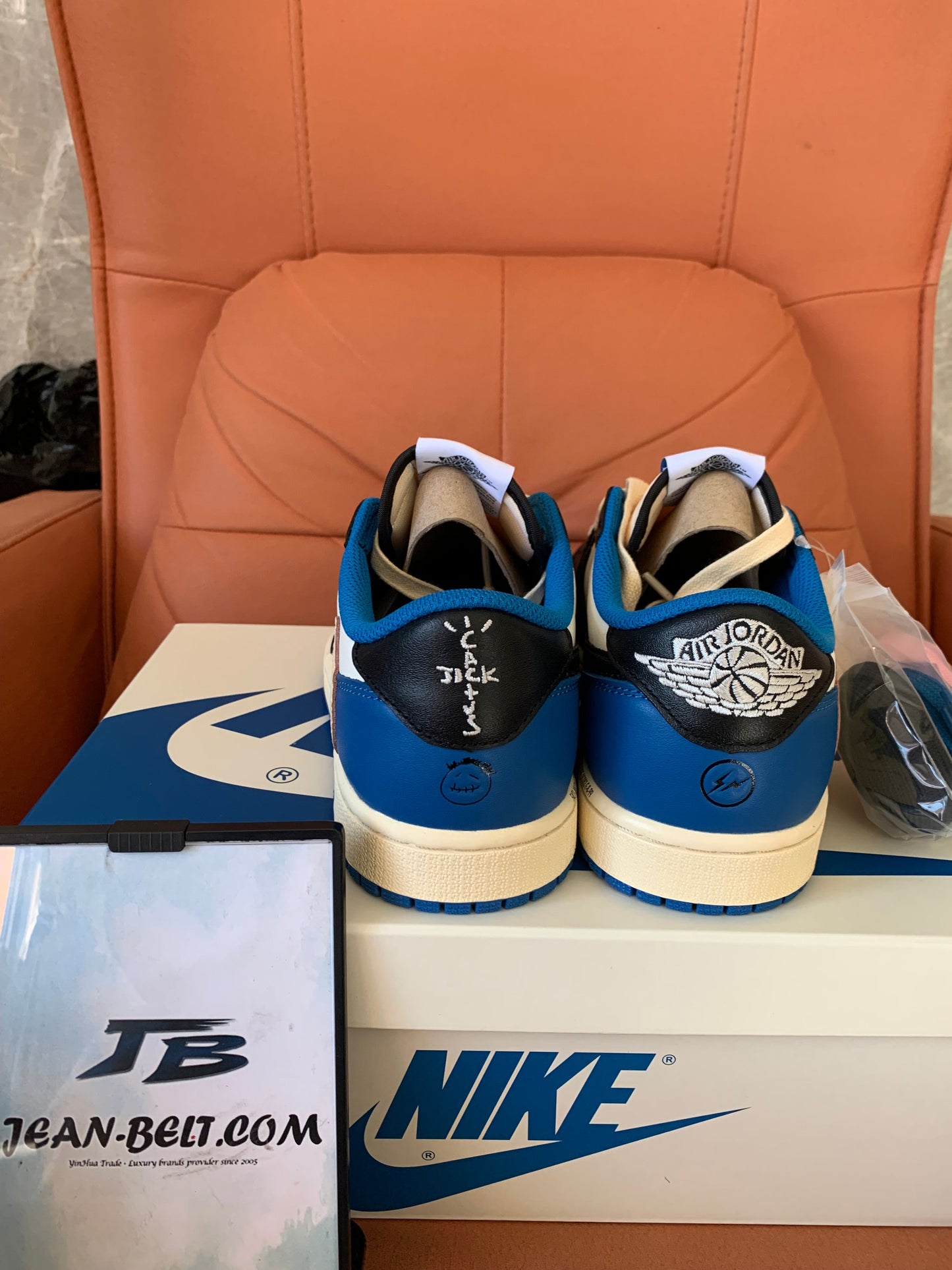 Nike Air Jordan 1 Retro Low OG Sp Travis Scott X Fragmento