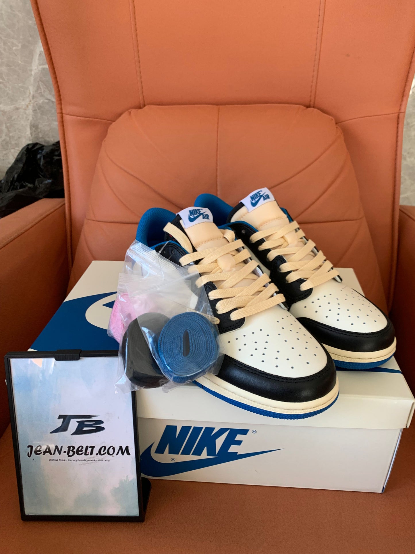 Nike Air Jordan 1 Retro Low OG Sp Travis Scott X Fragmento