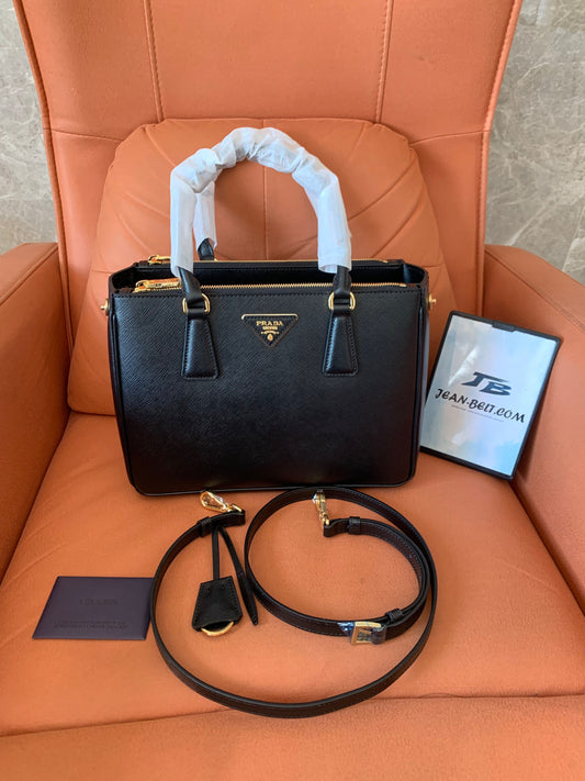 Bolso de hombro Prada Galleria mediano de piel negra