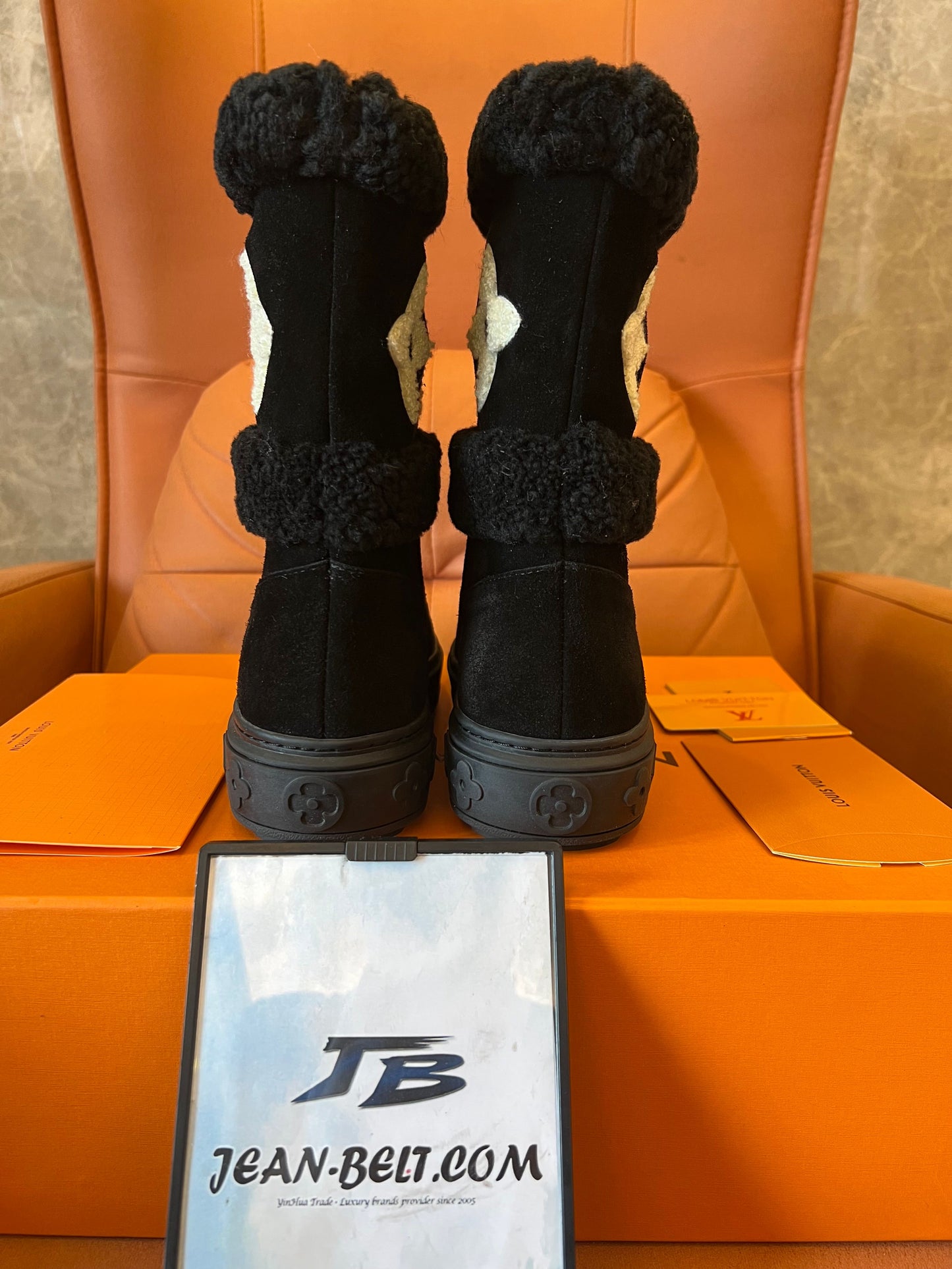 Botines negros con diseño de campanilla de nieve de Louis Vuitton para mujer