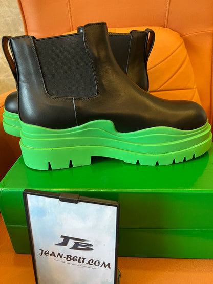 Bottega Veneta Tire Chunky-Sole Boots for Unisex