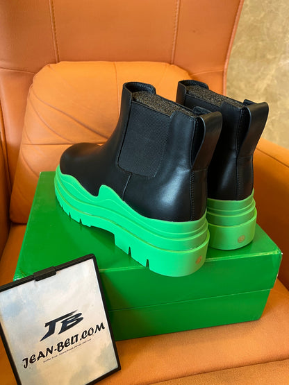 Bottega Veneta Tire Chunky-Sole Boots for Unisex