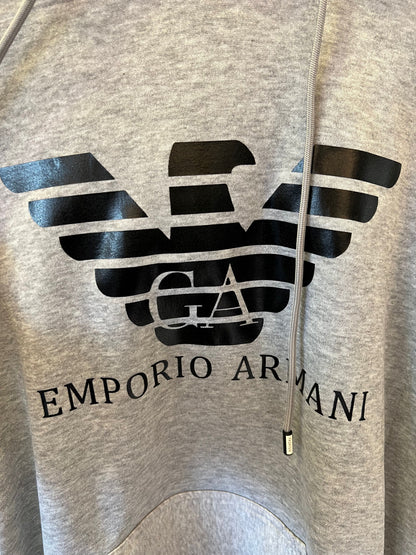 Conjunto de moletom cinza com capuz e calça jogger Emporio Armani
