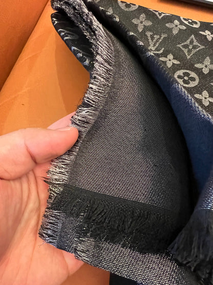 Louis Vuitton Monogram Shine Shawl in Black