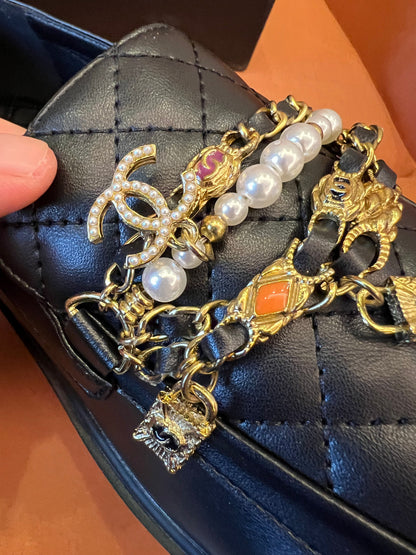 Mocasines planos de piel de Chanel para mujer