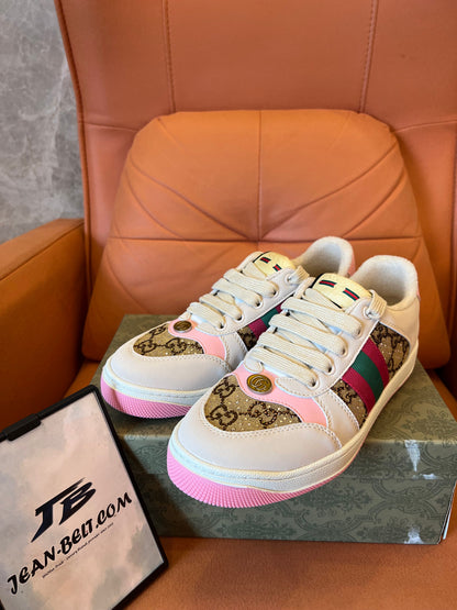 Tênis feminino Gucci Screener com cristais