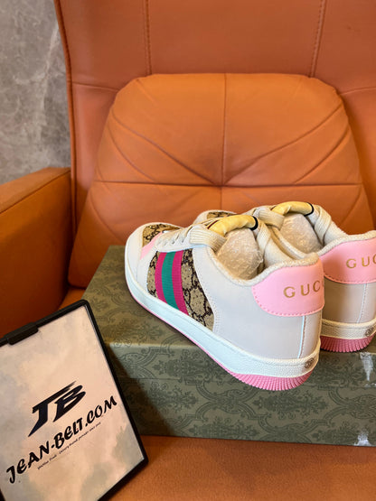 Tênis feminino Gucci Screener com cristais