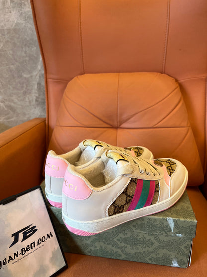 Tênis feminino Gucci Screener com cristais