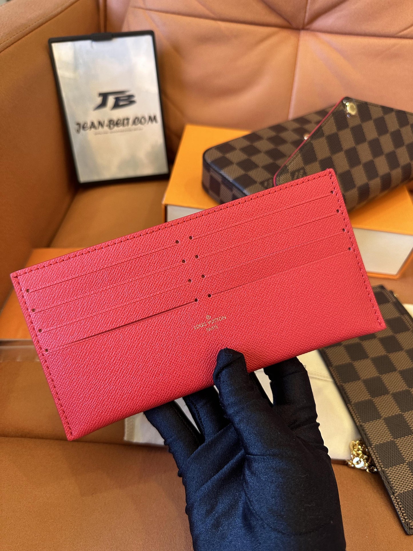 Louis Vuitton bolsa crossbody felicie damier ebene pochette Marrom