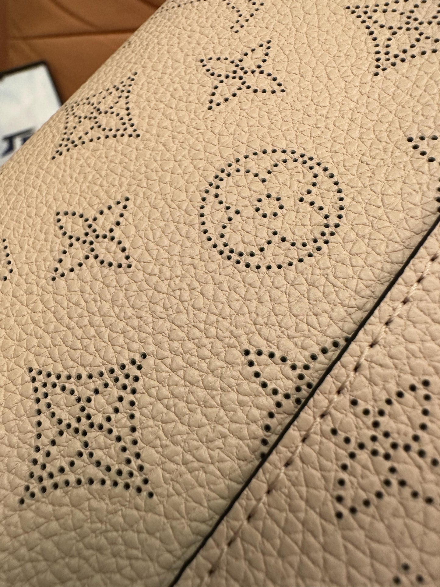 Carteira longa de couro Louis Vuitton Mahina