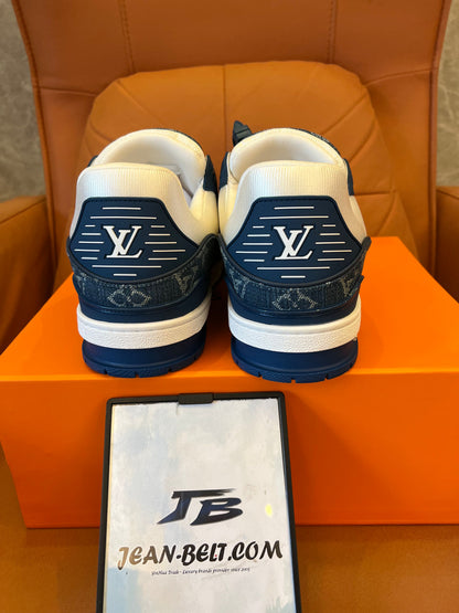 Baskets Louis Vuitton bleu jean