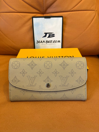 Carteira de couro Louis Vuitton Mahina - bege