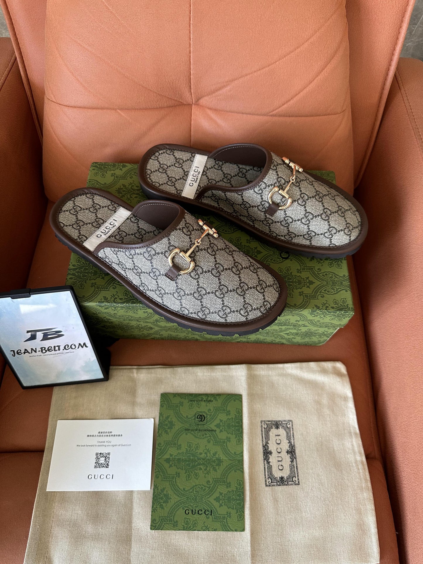 Chinelos Gucci GG Supreme Horsebit