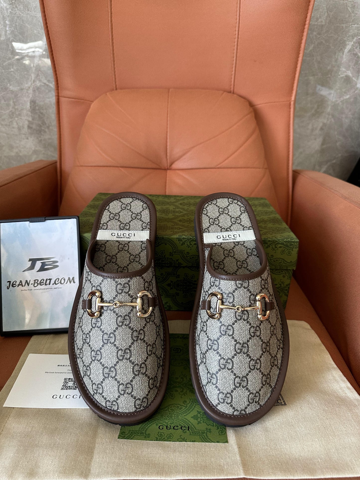 Chinelos Gucci GG Supreme Horsebit