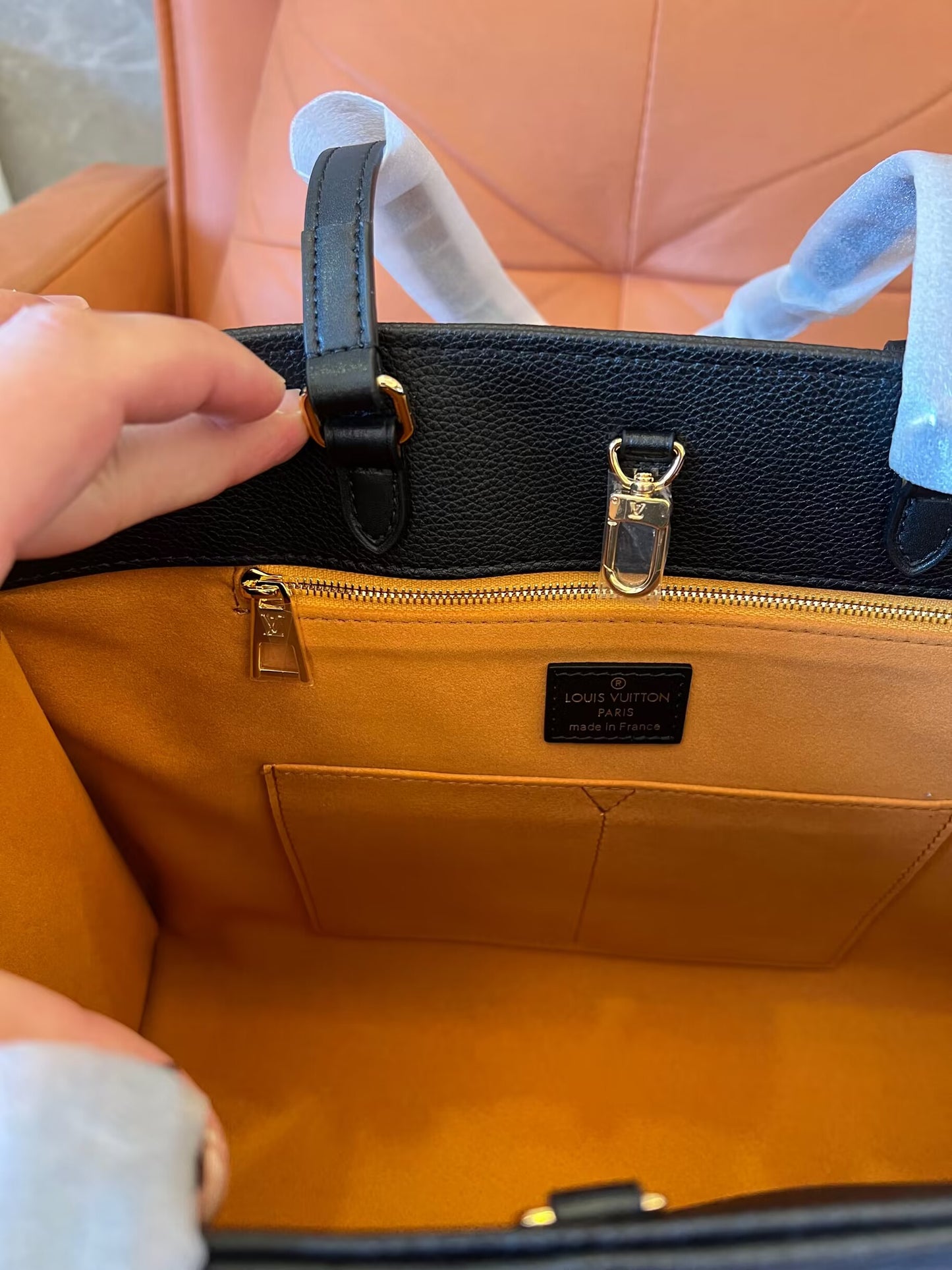 Louis Vuitton onthego mm negro