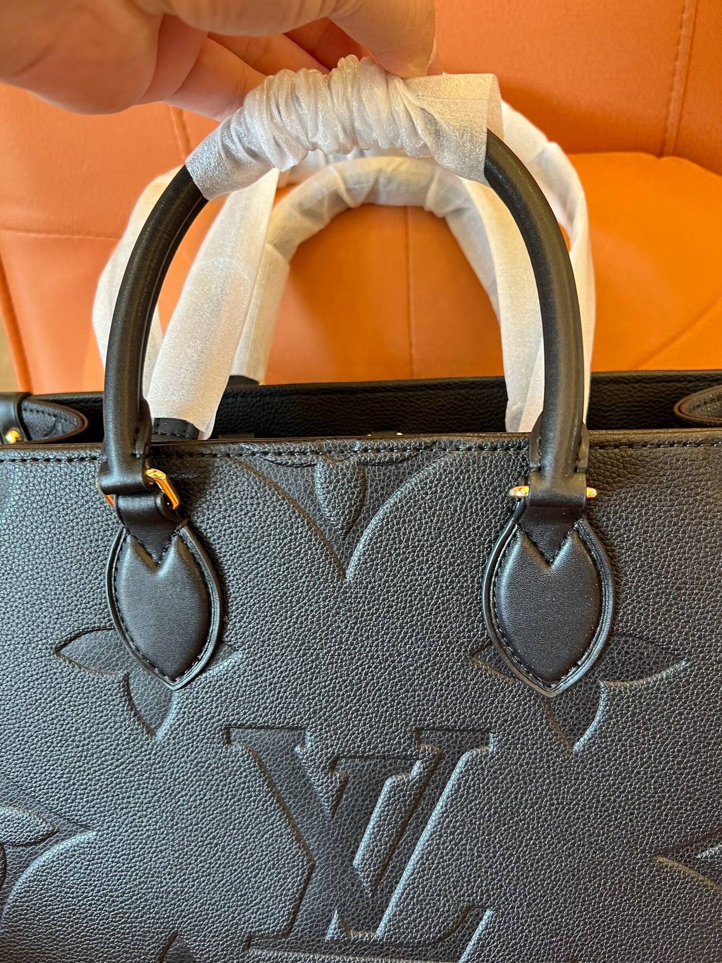 Louis Vuitton onthego mm negro