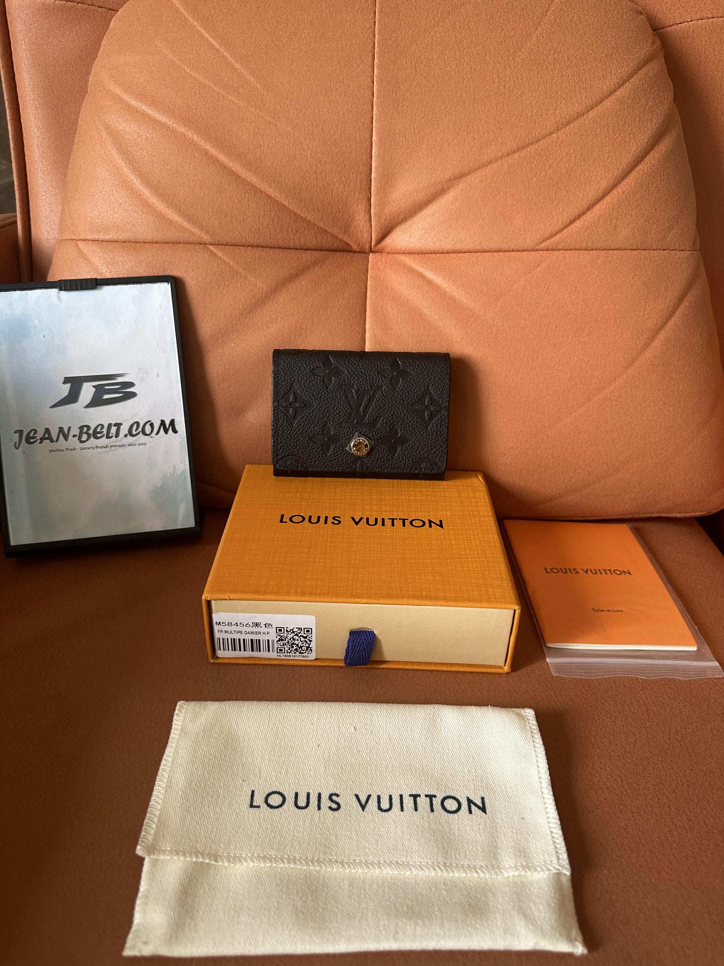 Cartera compacta de piel con monograma empreinte de Louis Vuitton - M80604