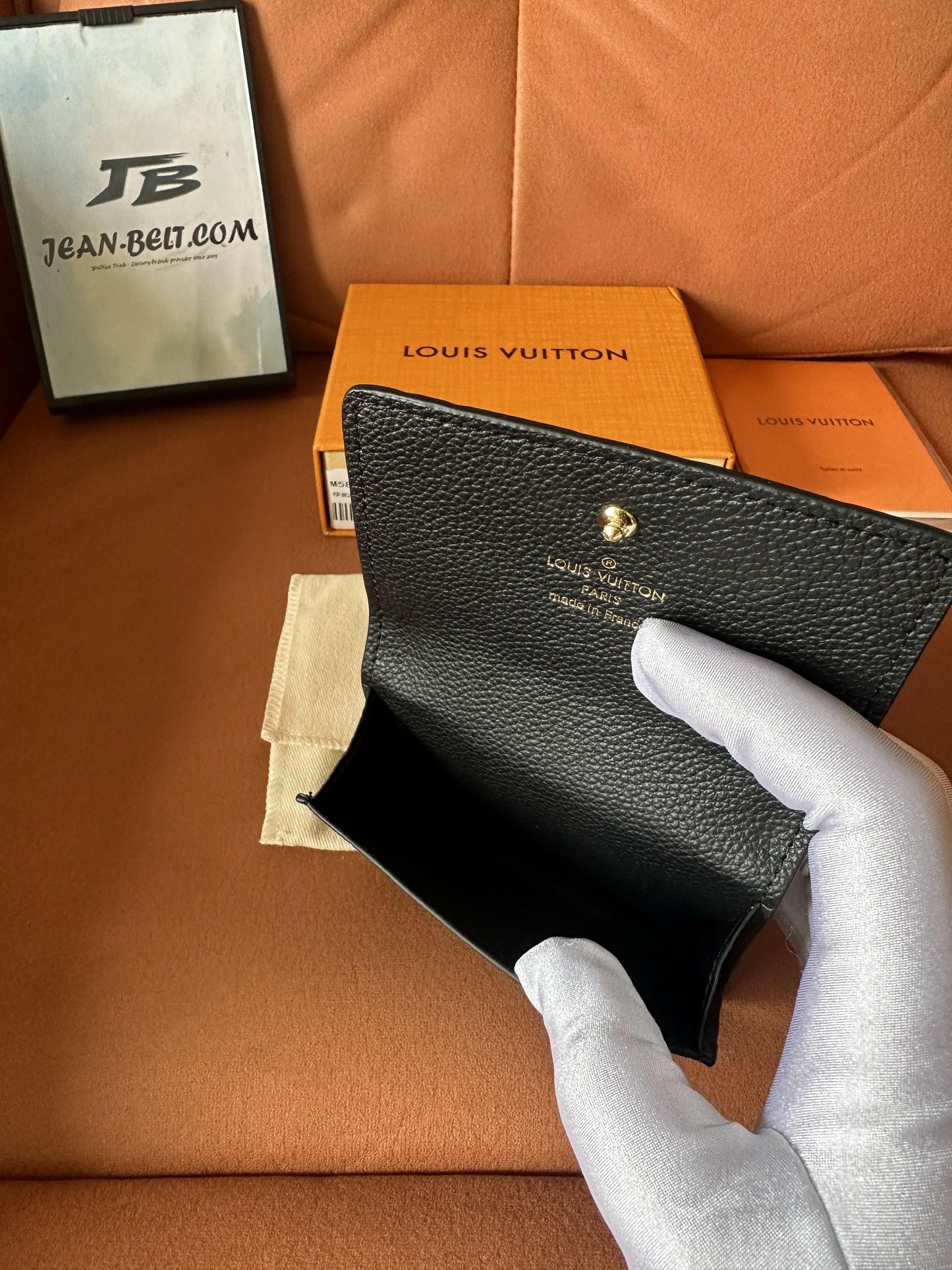 Cartera compacta de piel con monograma empreinte de Louis Vuitton - M80604