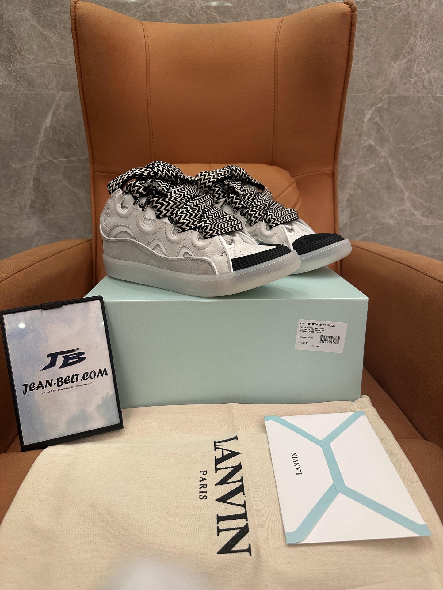 Zapatillas deportivas de piel con bordillo de Lanvin