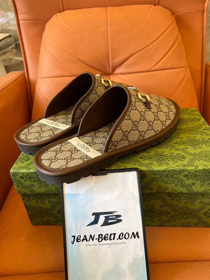 Chinelos Gucci GG Supreme Horsebit - bege