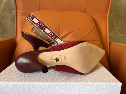 Christian Dior Burgundy Embroidered Cotton Ja'dior Sabot de Salto Slingback