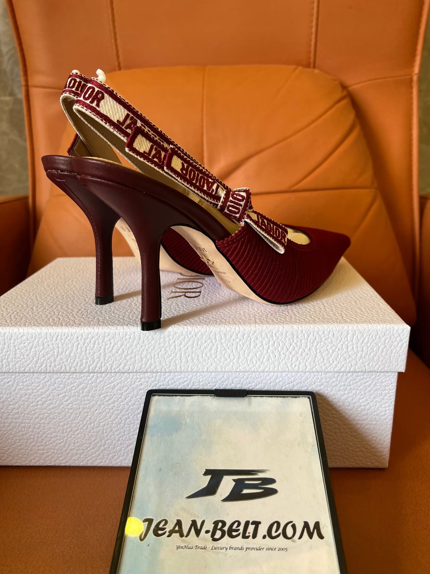 Christian Dior Burgundy Embroidered Cotton Ja'dior Sabot de Salto Slingback