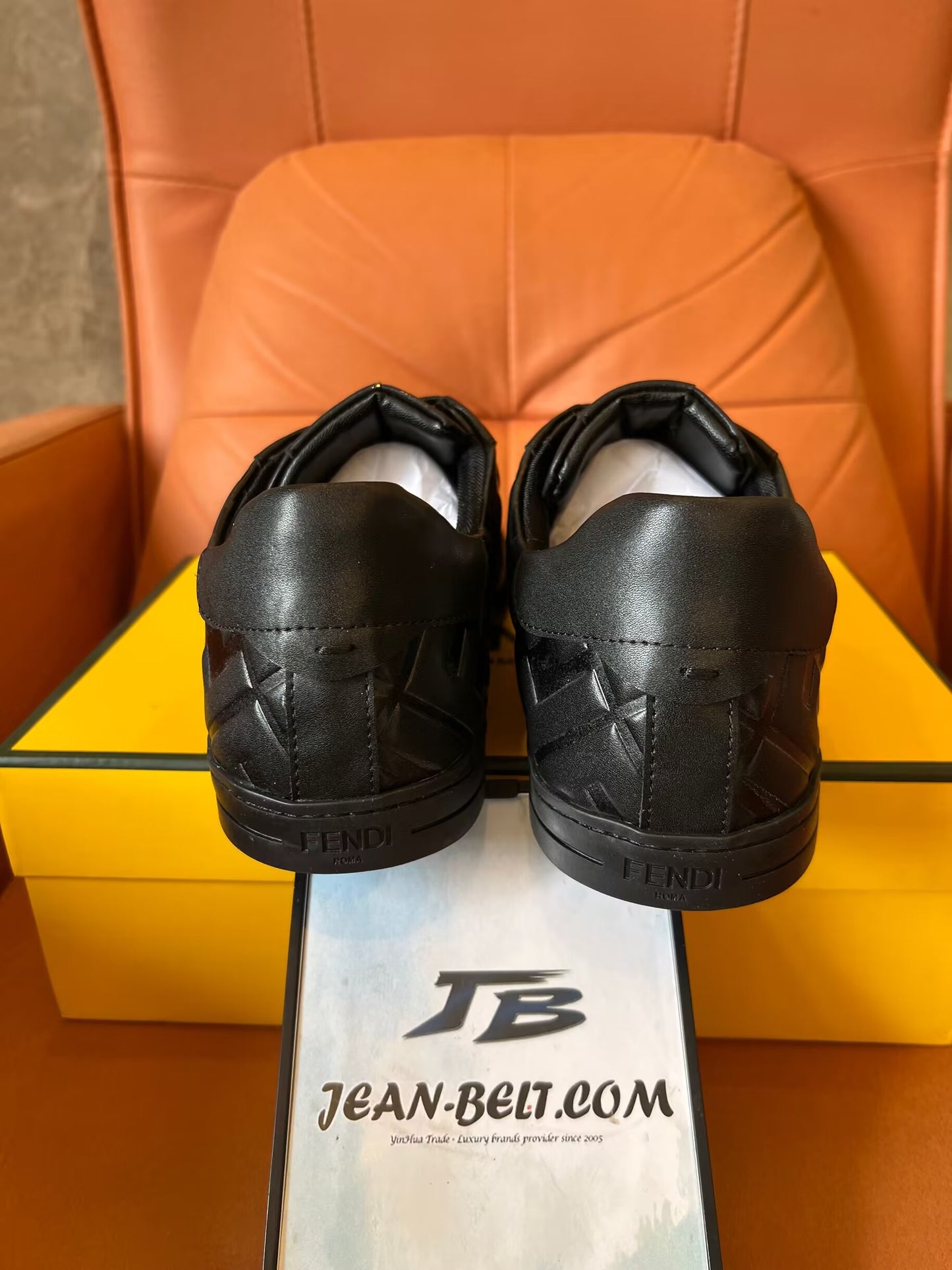 Zapatillas deportivas de piel con relieve de Fendi