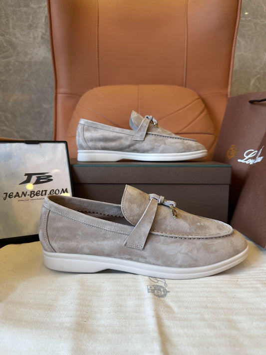 Mocasines planos Loro Piana Open Walk Charms de ante beige