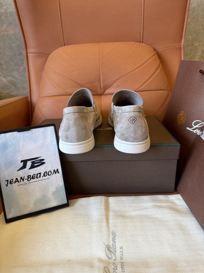 Mocasines planos Loro Piana Open Walk Charms de ante beige