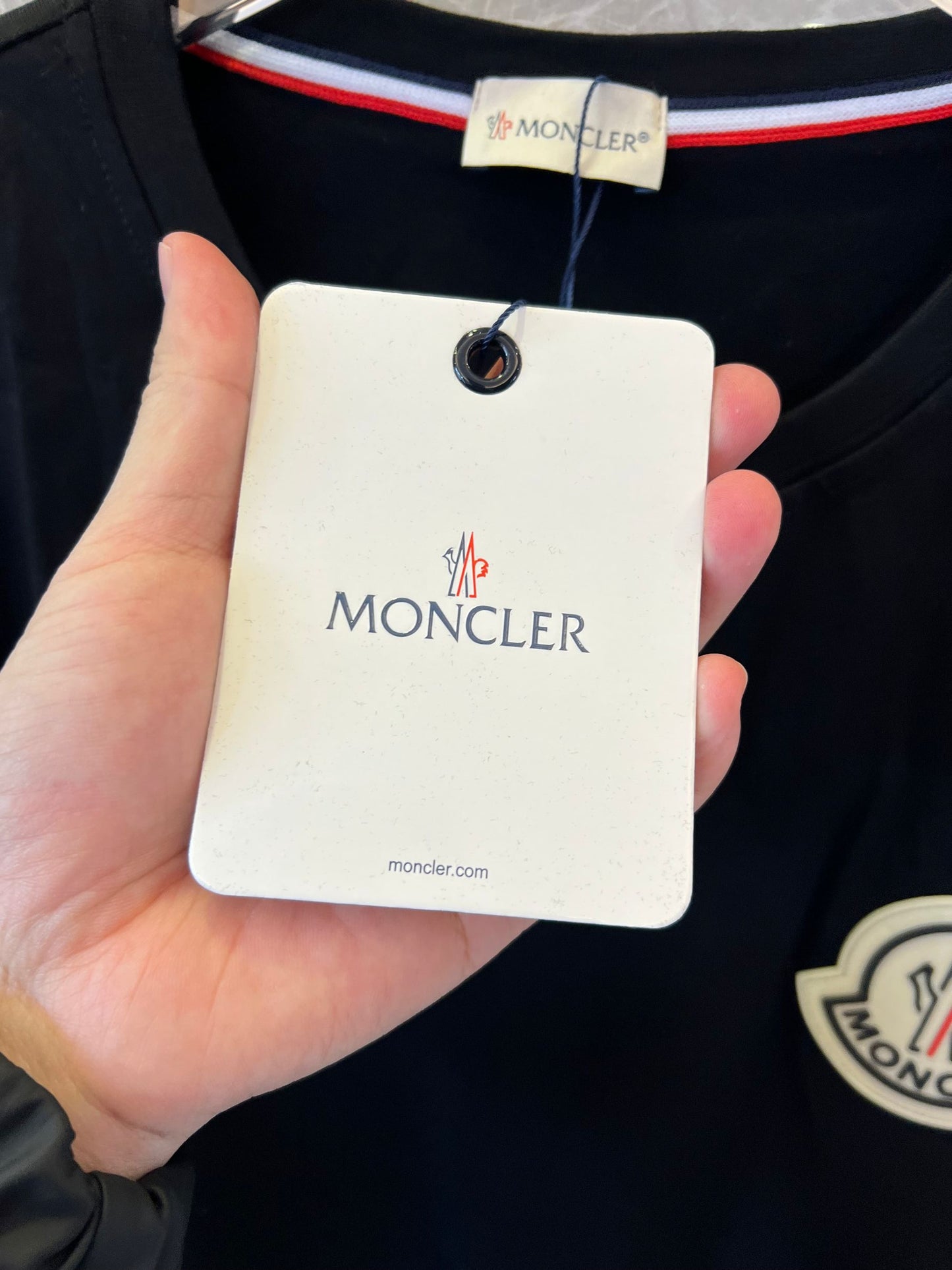 Moncler logo patch black t-shirt