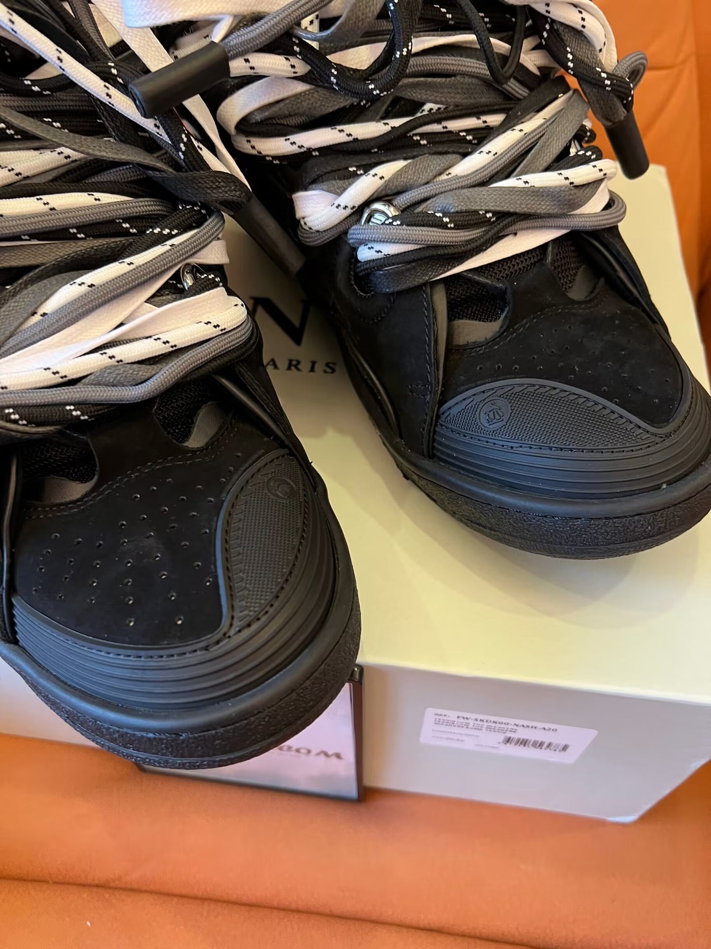 Zapatillas negras exclusivas SSENSE de Lanvin