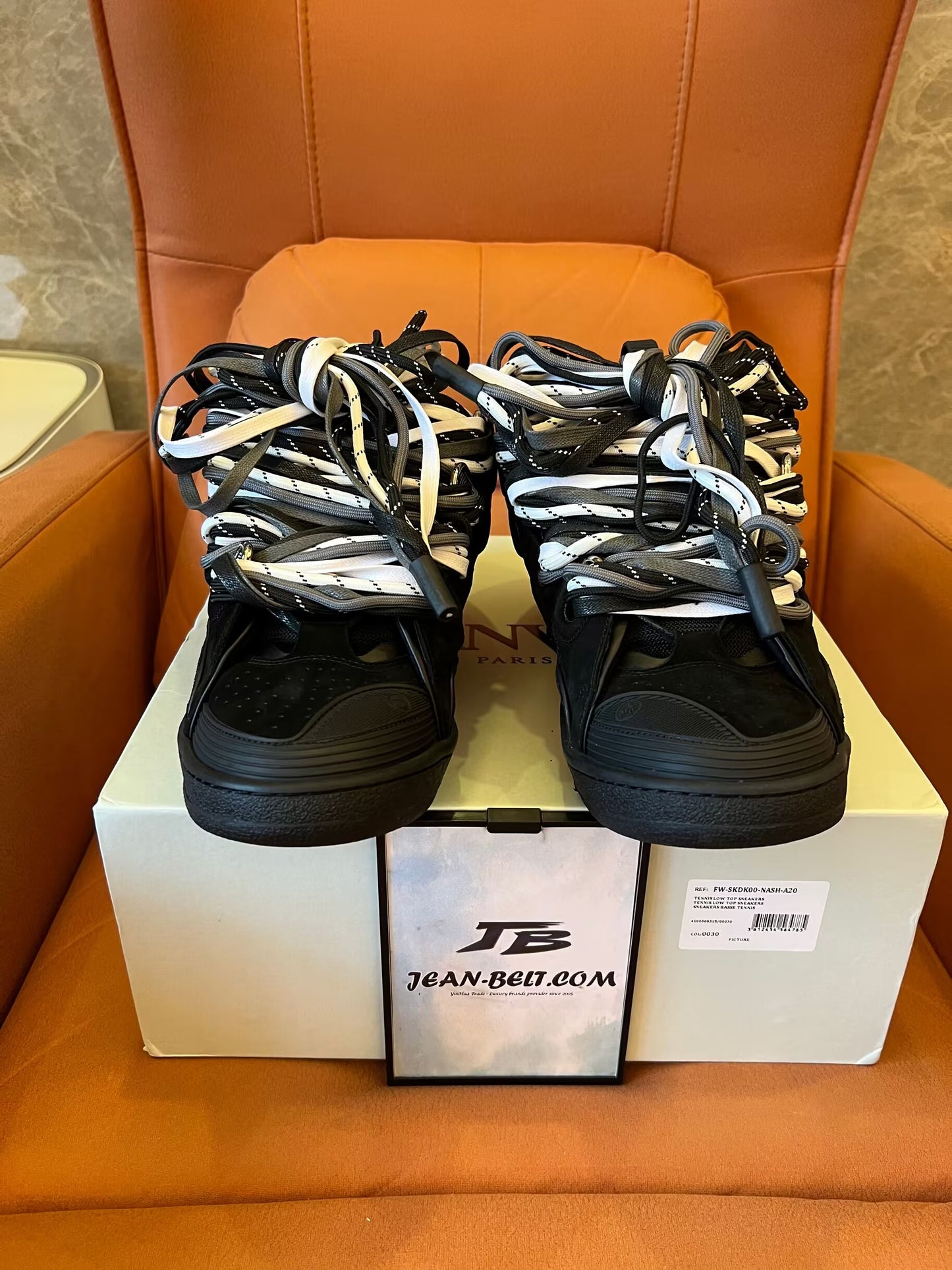 Zapatillas negras exclusivas SSENSE de Lanvin