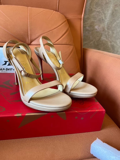 Zapatos de mujer Christian Louboutin Loubigirl 100 en piel napa color rubor
